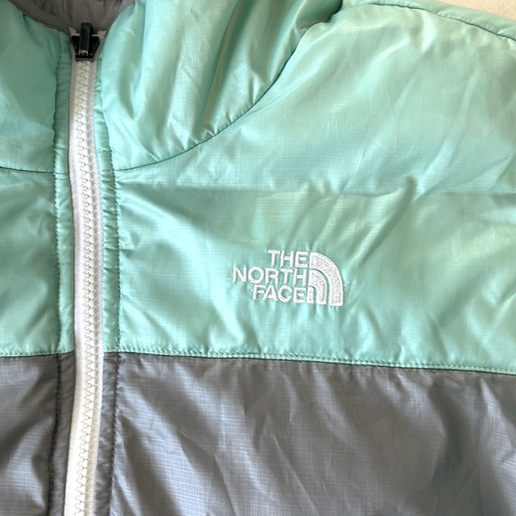 Girls Reversible North Face Puffer Jacket, Size 14/16 - Picture 4 of 4